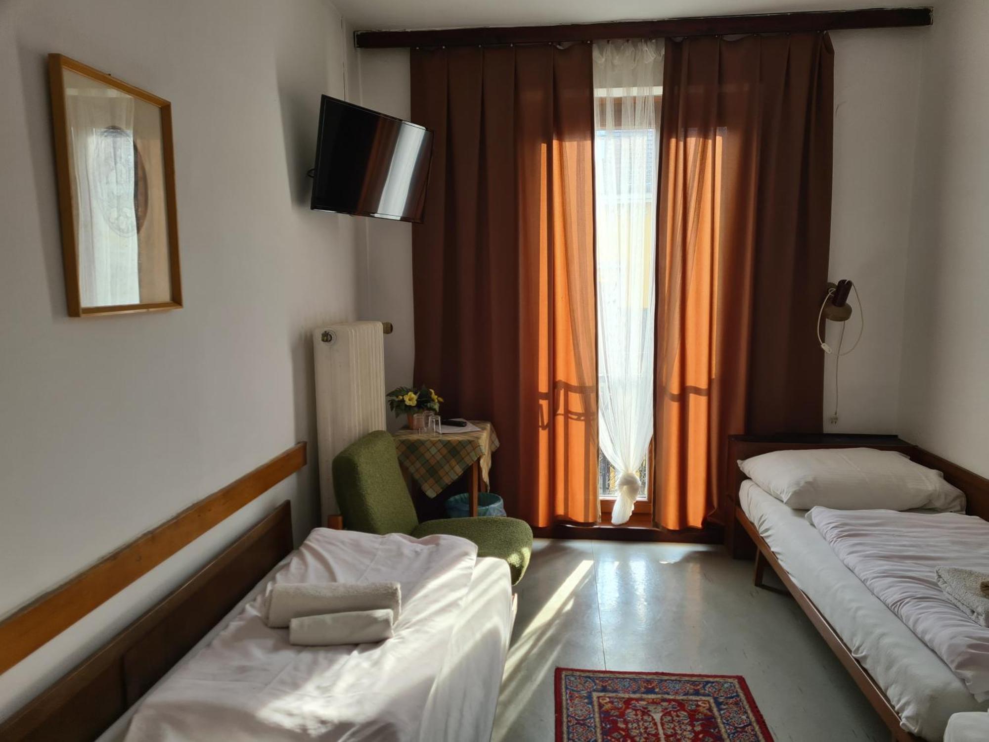 Hotel Oroszlan Szigetvár Eksteriør billede